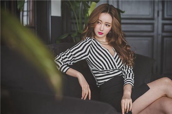 秋葵,茄子,丝瓜,榴莲最新版:秋葵草莓茄子香蕉丝瓜榴莲永久vip免费下载