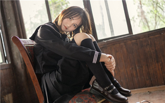 樱桃绿巨人猫咪香蕉草莓无限看：香蕉樱桃草莓绿巨人污无限观看