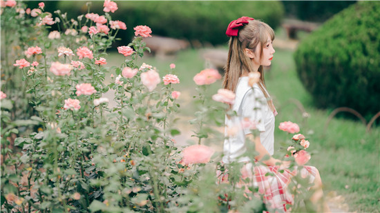 草莓香蕉樱桃黄瓜丝瓜榴莲苹果免费版:草莓樱桃丝瓜绿巨人秋葵香蕉ios精简版下载