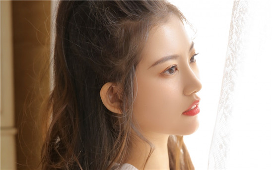 草莓丝瓜绿巨人色多多樱桃秋葵：一款无限制观看的热门直播互动软件