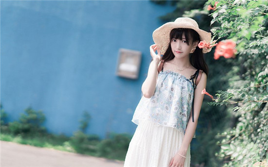 葫芦娃绿巨人草莓香蕉精简版：不需要会员就能在线播的手机视频播放软件