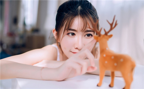 荔枝草莓丝瓜绿巨人无限app最新下载：一款没有限制观看的视频播放软件