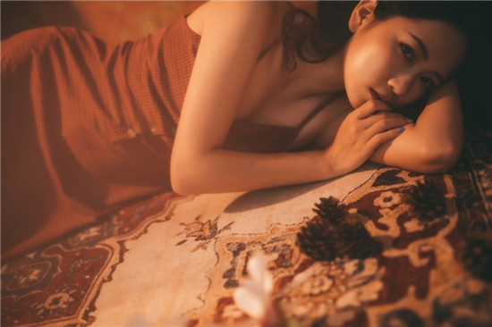 石榴蕾丝榴莲向日葵草莓丝瓜秋葵无限看：无限制观看的直播互动平台