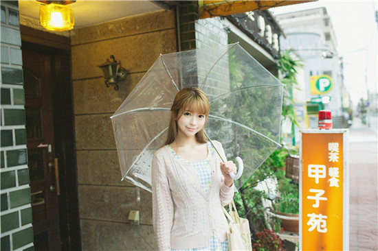 向日葵丝瓜芭乐视频绿巨人苹果版：全网最火热的高清直播软件