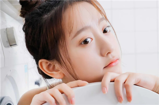 茄子丝瓜芒果草莓秋葵萝卜大全：可以任意进行下载缓存的播放APP