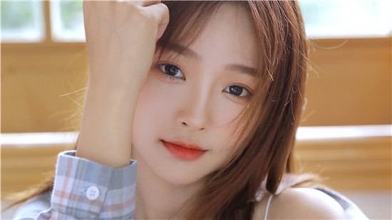 草莓丝瓜榴莲黄瓜樱桃菠萝安卓版：所有当下火热直播在线看的手机播放平台