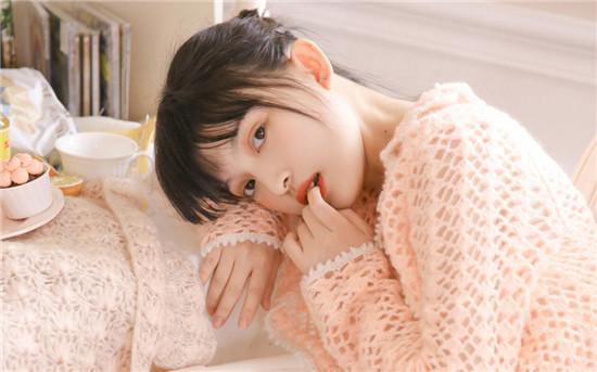 榴莲樱花香蕉黄瓜秋葵最新版：海量非常火热美女直播随心看的手机播放app