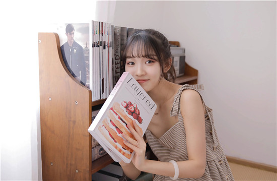 草莓丝瓜小猪app鸭脖蕾丝xfb精简版：可以直接点播自资源的播放APP