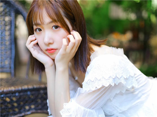 榴莲香蕉草莓芭乐丝瓜向日葵精简版：辅助搭配有短视频模块的APP