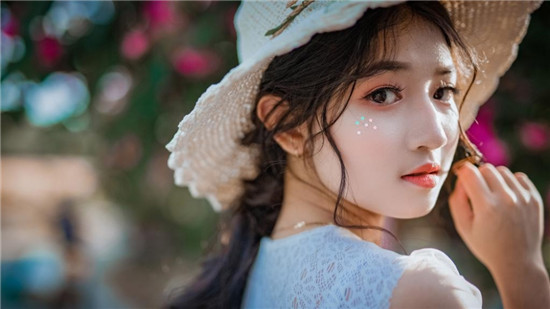 啦啦啦WWW在线观看下载：一款深受喜爱的资源播放器