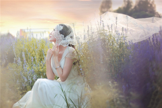 丝瓜黄瓜秋葵草莓香蕉绿巨人ios：为用户提供各种精彩直播内容的直播软件app