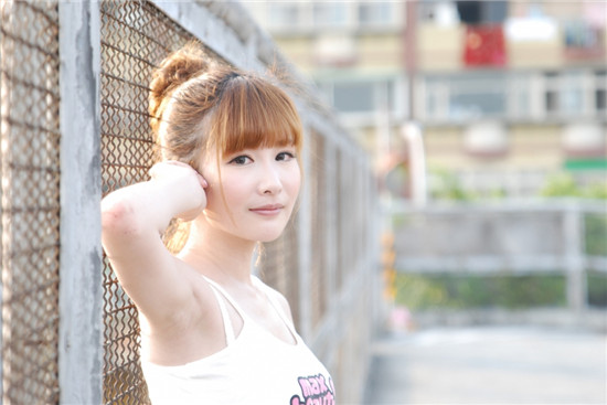 天堂岛WWW天堂资源最新版：为用户提供一个能够开心交流的社区功能的视频播放器