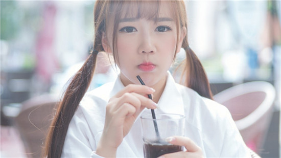 草莓丝瓜榴莲秋葵向日葵苹果最新版：非常好看视频不断更新的平台