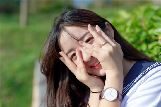 草莓绿巨人丝瓜樱桃秋葵合集：支持反复重播作品的播放平台