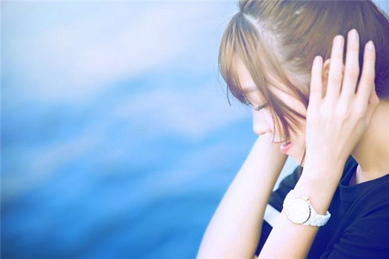 新版天堂资源中文www连接精简版：为用户提供强大交流社区功能视频播放器