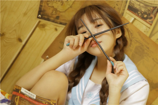 香蕉草莓秋葵丝瓜绿巨人ios最新版：不含任何第三方插件的播放器