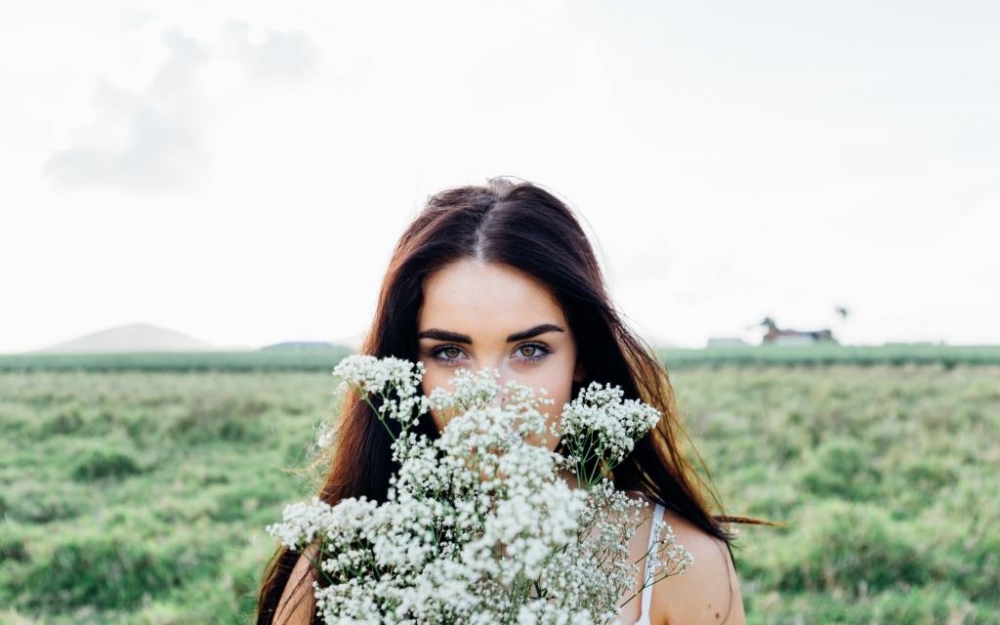 丝瓜绿巨人秋葵下载ios手机版：全网非常精彩的美女节目自由播的手机互动app