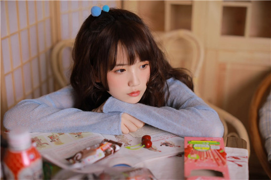 黄瓜秋葵草莓樱桃绿巨人app：支持一键查找优选资源的播放APP