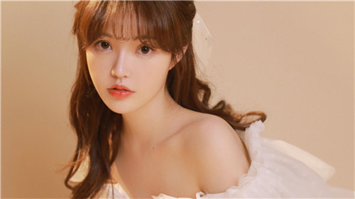 国色天香视频社区无限制版：极致舒适看片体验绝对过瘾