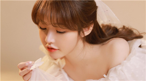 青柠在线观看资源无限制版：顶级主播带来劲爆表演