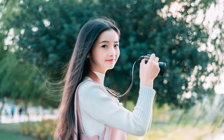 草莓丝瓜糖心香蕉向日葵榴莲ios：诸多优质影片免费推送的视频播放软件